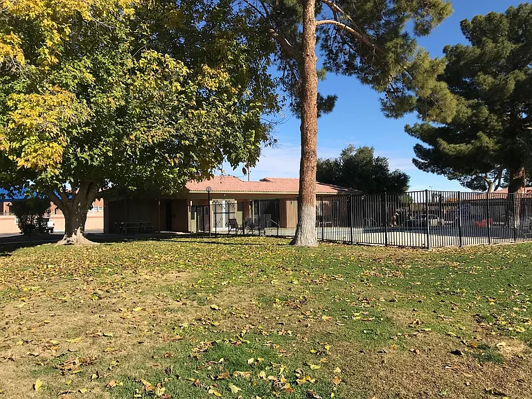 429 N Lamb Blvd #B — Photo 12