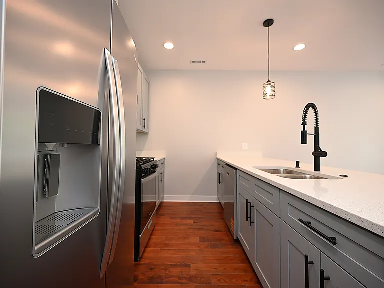 1630 W Thorndale Ave #1 — Photo 8