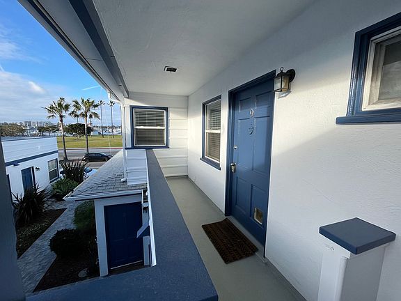 2nd image of 1703 W Balboa Blvd APT 9