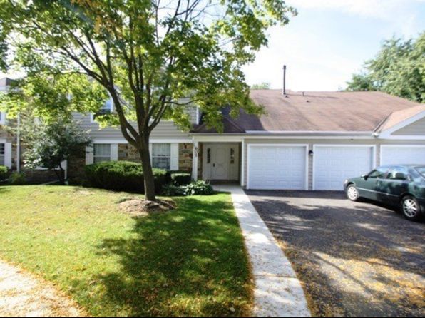 601 Fairbanks Ct UNIT V2