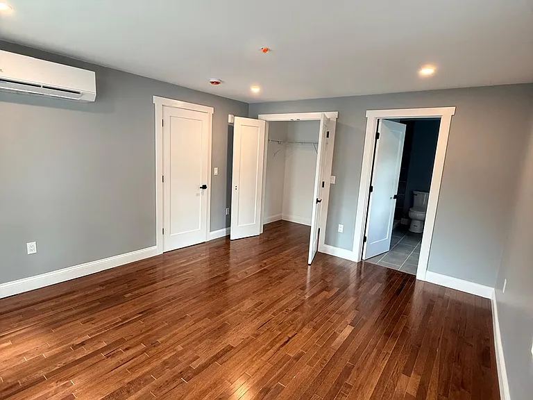 4 Neponset St #7 — Photo 8