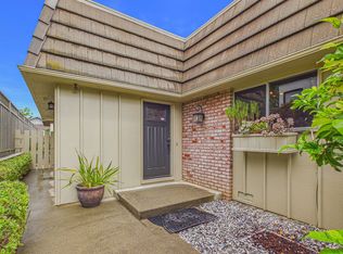 2110 Sharon Rd, Menlo Park, CA 94025