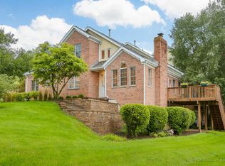 49 South Driveway, Glen Ellyn, IL 60137