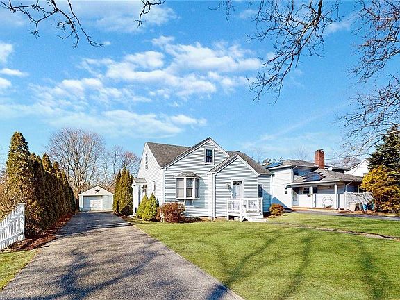 3rd image of 259 Newton Ave