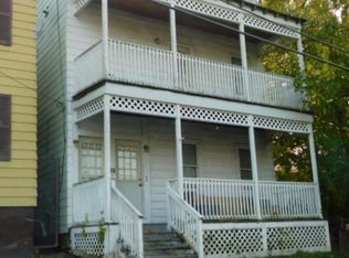 20 Elm St, Rensselaer, NY 12144