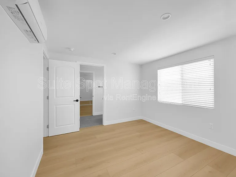 1603 Vuelta Grande Ave #1607-A3 — Photo 17