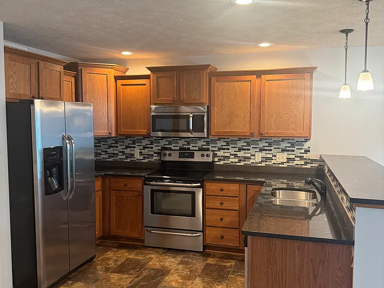 5721 Brendon Ln — Photo 2