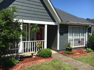 12 Cottage Cir, Pelham, AL 35124