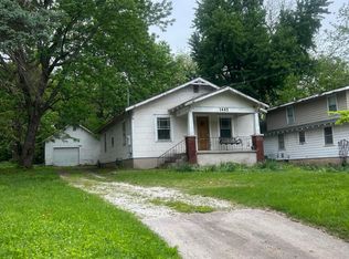 1443 S Jefferson Ave, Springfield, MO 65807