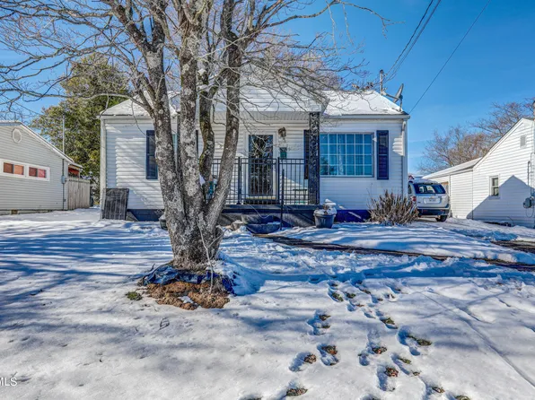 325 Elmo St, Bristol, VA 24201