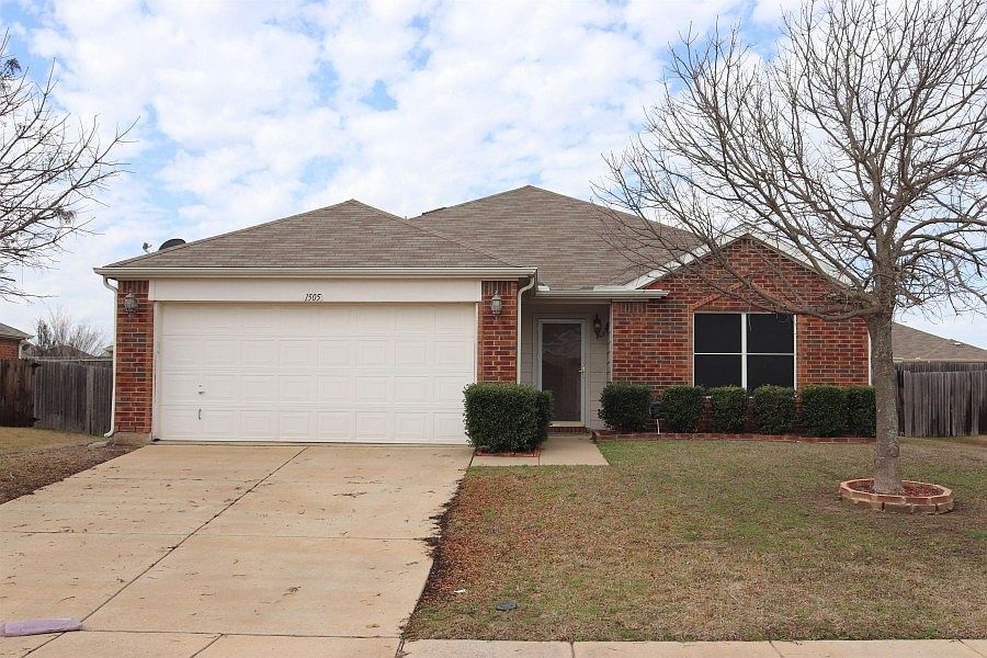 1st image of 1505 Waters Edge Dr