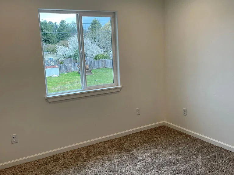 1839 Lime Ave — Photo 23