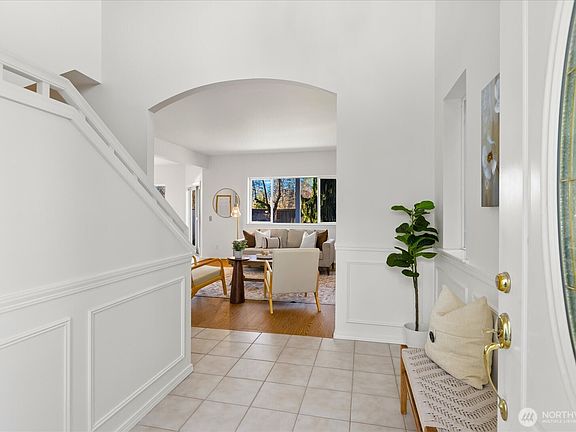 4th image of 12308 30th Avenue W