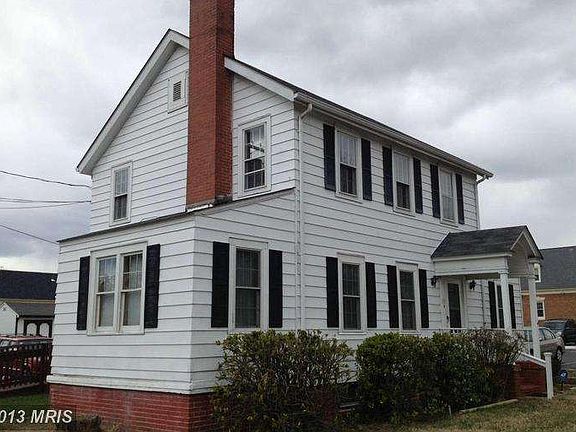 2nd image of 1802 Augustine Ave