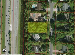 6201 Waxmyrtle Way, Naples, FL 34109