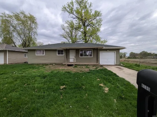 8700 Delmore Ter, Caseyville, IL 62232