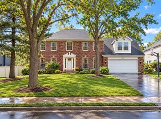 1177 Kenilworth Cir, Naperville, IL 60540