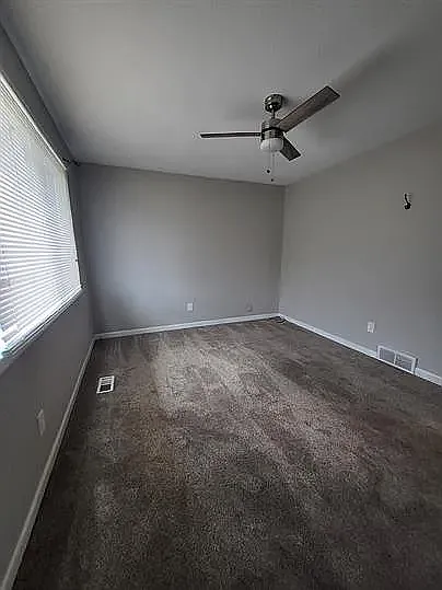 2343 Shawnee Dr — Photo 36