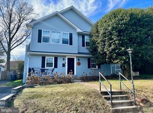 2754 W George Mason Rd, Falls Church, VA 22042