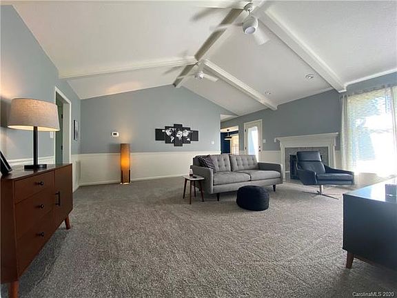 4th image of 162 Sir Gregory Dr