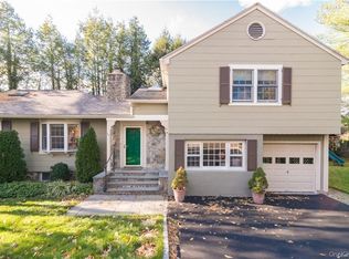 1 Senate Pl, Larchmont, NY 10538