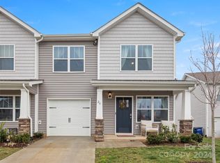 29 Benedict Ln, Weaverville, NC 28787