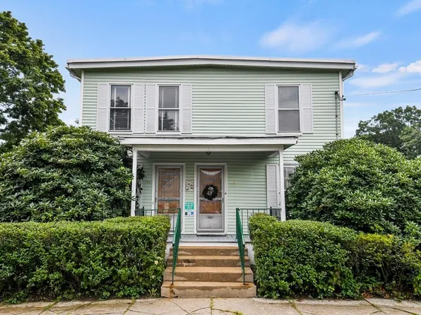 A 290th St, Lowell, MA 01851