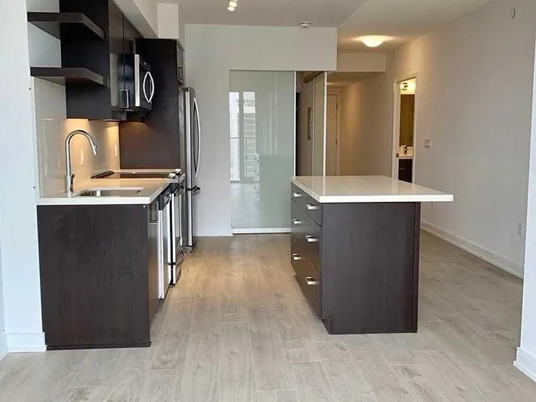 50 Wellesley St E #2806 — Photo 5