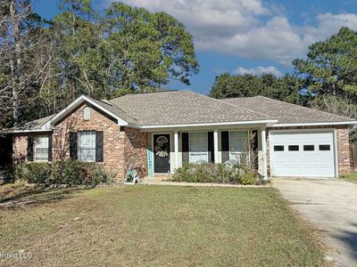 1324 Ash St, Ocean Springs, MS, 39564
