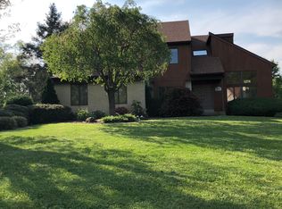 801 Firethorn Cir, Dresher, PA 19025