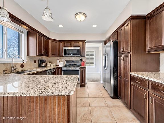 3rd image of 21854 W Kentwood Dr