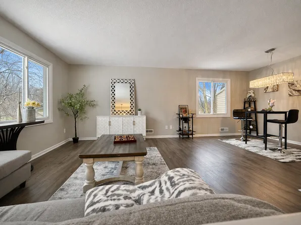 10701 Nathan Ln N, Maple Grove, MN 55369