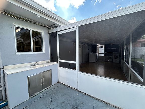 2nd image of 1132 NW 34th Ave #2