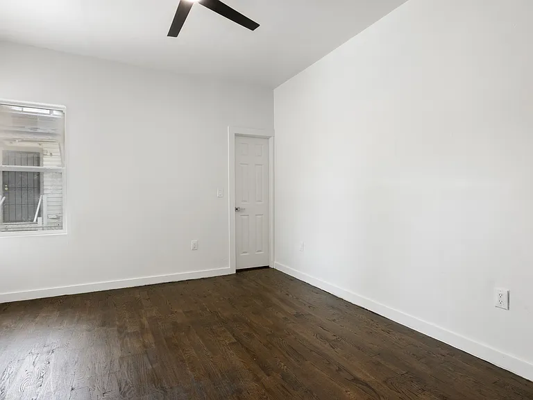 1144 Denver Blvd — Photo 3