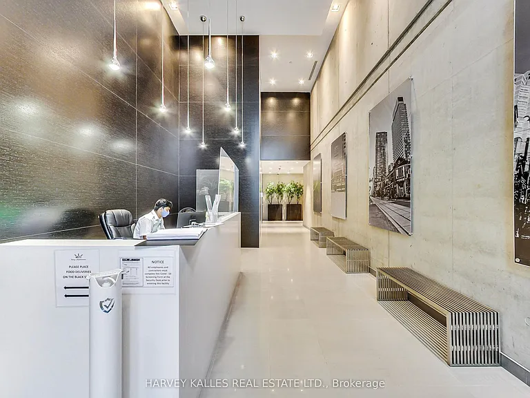 11 Charlotte St #507 — Photo 23