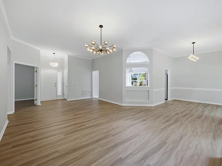 12103 Wagon Wheel Ct — Photo 2
