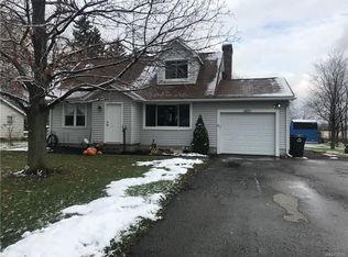 6279 Goodrich Rd, Clarence Center, NY 14032