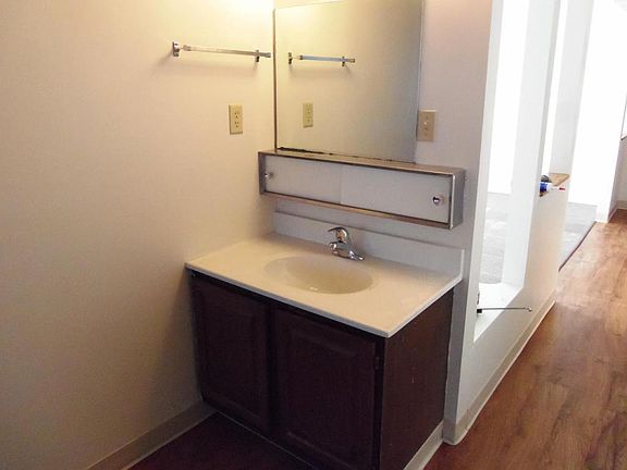 4th image of 1212 D St #8