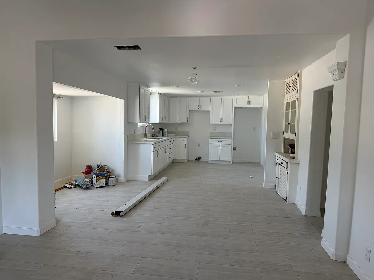 Building Photo - 730 W Citrus St