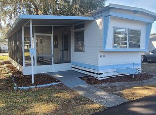 4841 Suzanne St, Zephyrhills, FL 33542