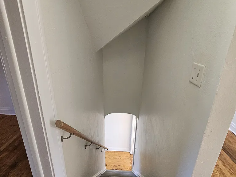 3rd floor staircase