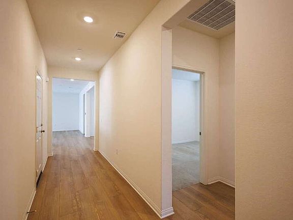 5th image of 19439 Seeding Palace Cir