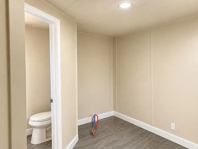14 Frank Cir — Photo 7