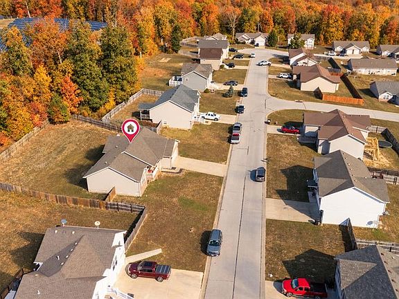 2nd image of 166 Lyle Curtis Cir