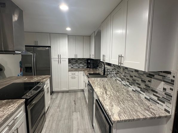 241 Silverstream Cir #170, Fort Pierce, FL 34946