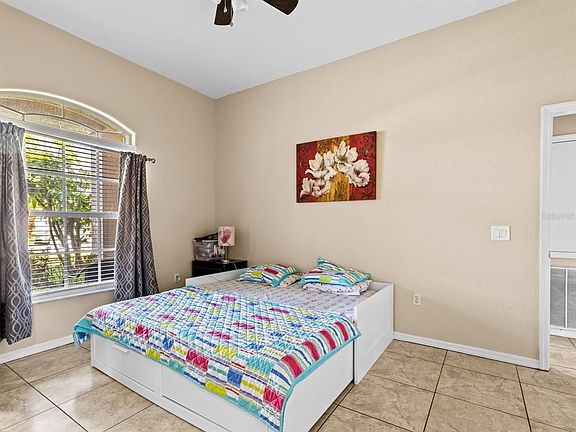 3rd image of 279 Ruby Lake Ln
