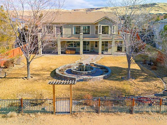 4th image of 3810 Desert Fox Dr