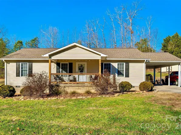 139 Winsome Forest Dr, Nebo, NC 28761