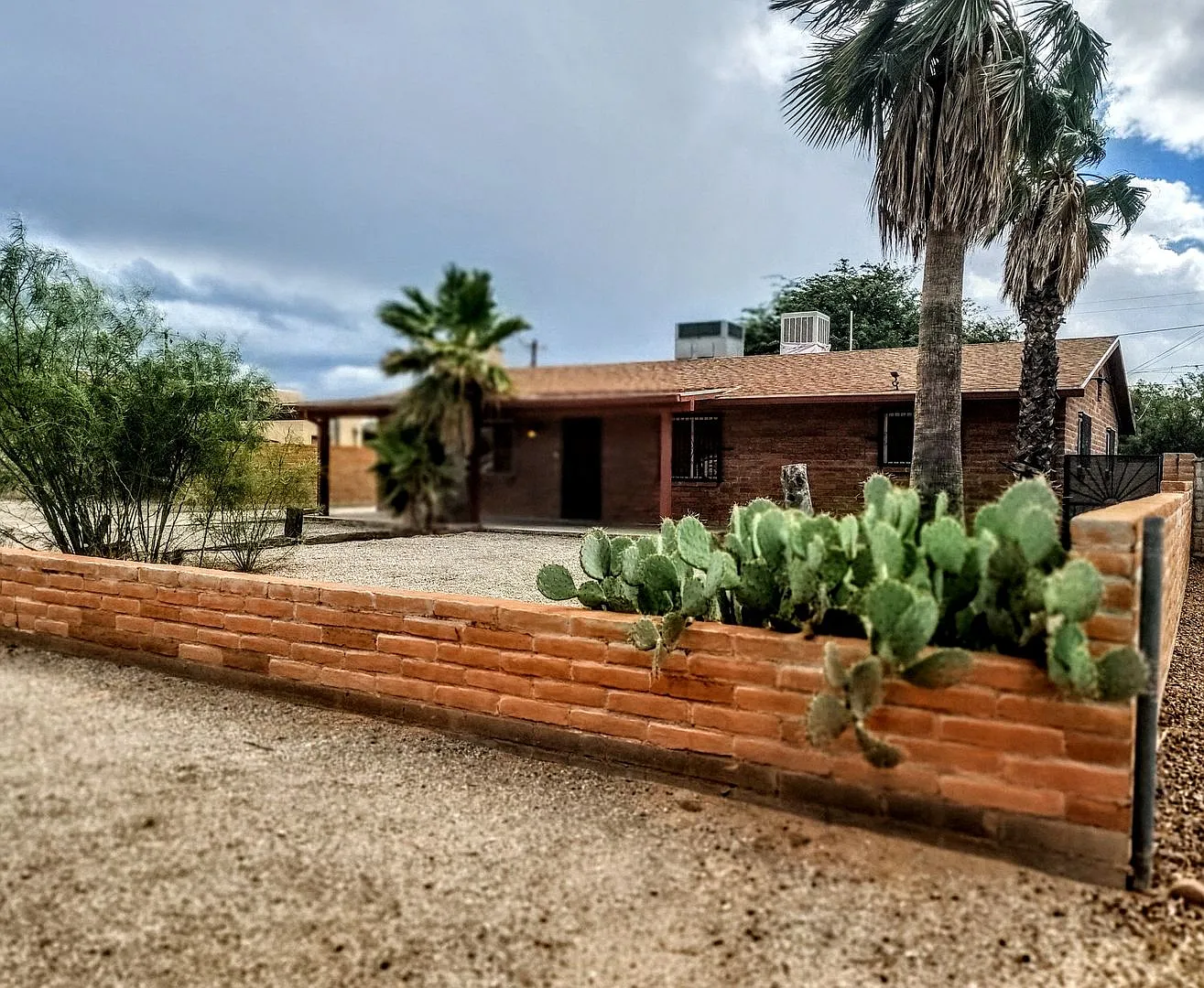 Spacious 3-Bedroom Home with Large Backyard & Extended Driveway — Photo 2