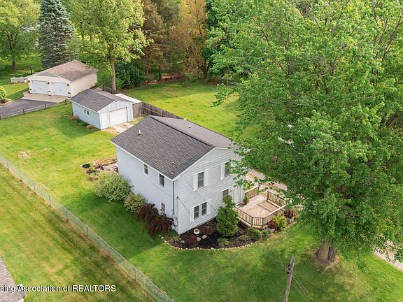 3rd image of 5733 Sleight Rd